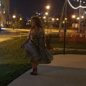 Meet your Posher, Crystal